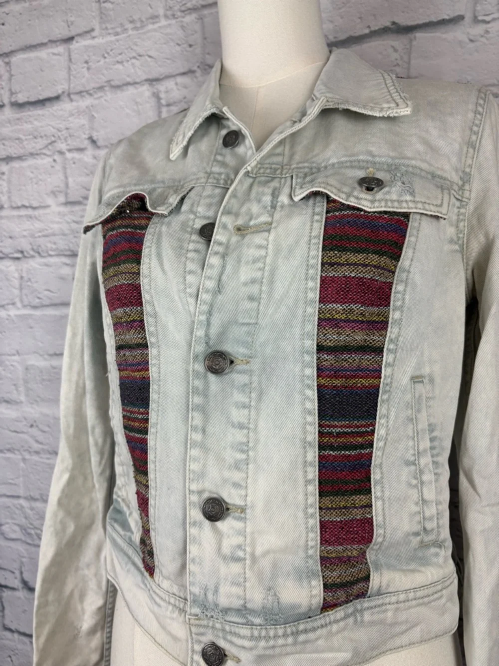 Free People Baja tapestry light wash denim jacket size 8